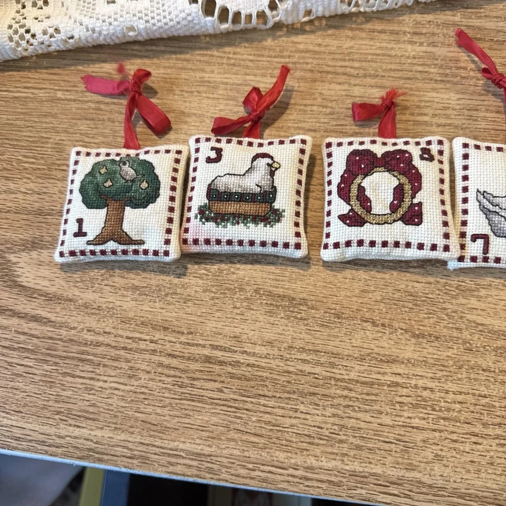 Twelve Days of Christmas cross-stitch ornaments - Picture 2 of 9